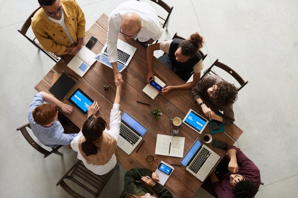 Warum sind Coworking-Büroräume eine so gute Investition? 2 | gewerbemietportal.at pexels photo 3183197 | gewerbemietportal.at